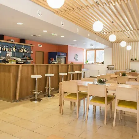 Relax Vrchbela Hotel Bela pod Bezdezem